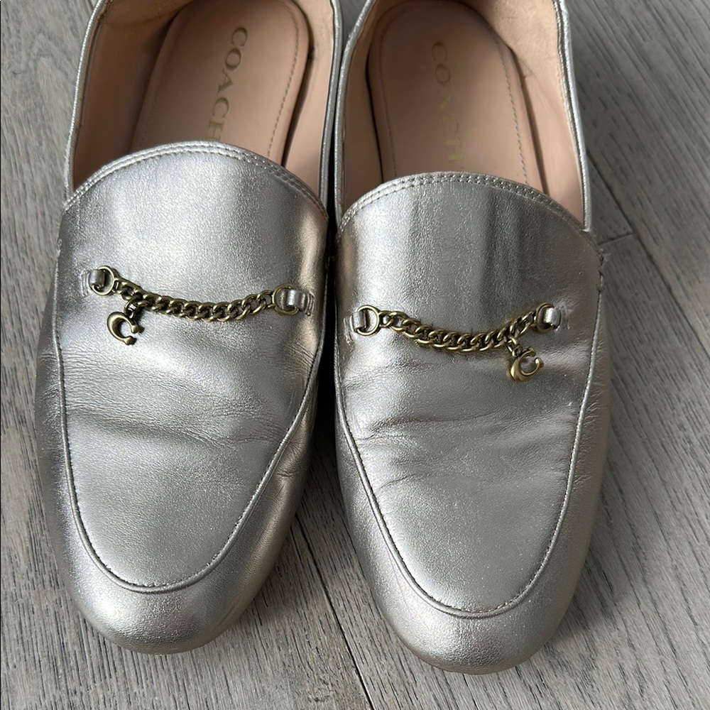 Coach Silver Metallic Chain Detail Loafers